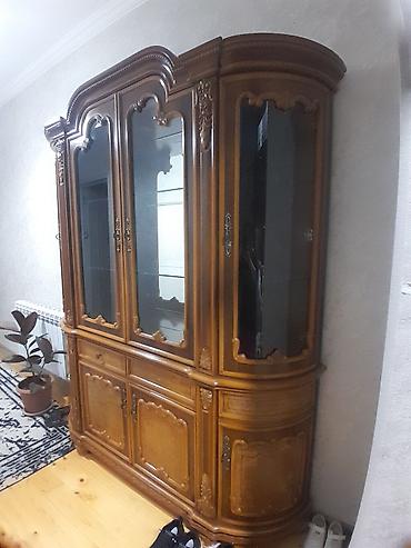 bufet biləcəri: Klassik üslubda iri vitrin-bufet - Material: təbii ağacdan — 2