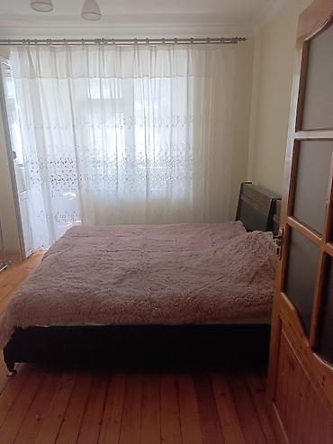 zabrat ev: Watsap 00905526109033 2 otaqlı mənzil. Ev leningrad proyekt. Soyuducu — 4