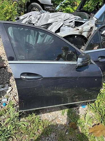auto plac sirena: VRATA W212 ZA MERCEDES BENZ E KLASA, E 200, E 220 . OD 2009. DO — 1
