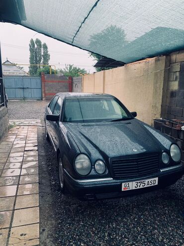 машина дешевая: Mercedes-Benz E-Class: 1996 г., 2.3 л, Механика, Бензин, Седан