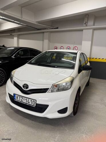 Toyota: Toyota Yaris: 1.3 l. | 2012 έ. Χάτσμπακ — 2