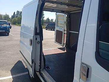 sprinter 2 2: Ford Transit грузовой фургон (поколение 2006–2013), белый цвет — 7