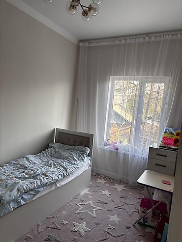 Продажа коттеджей и домов: Двухэтажный современный дом с террасой и огороженной территорией — 12