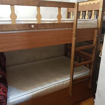 taxta satisi: Oğlan və qız üçün, İşlənmiş, Çarpayı, Matras ilə, Siyirməli, Taxta — 4