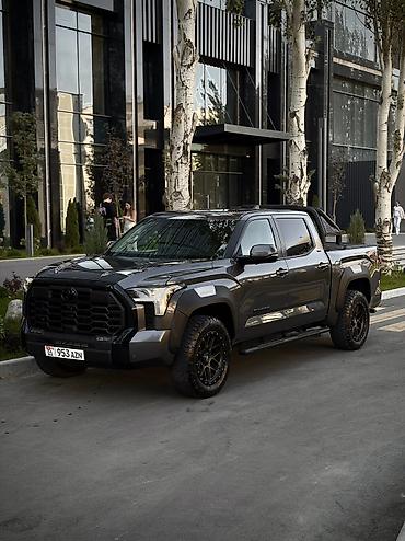 секвойя: Toyota Sequoia: 2024 г., 3.4 л, Бензин, Пикап — 1