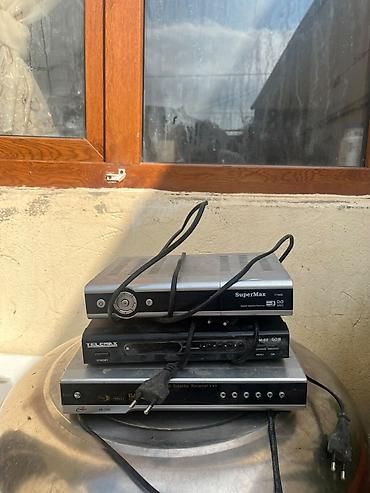 Elektronika: TV peyk qəbulediciləri və köhnə noutbuk - Peyk qəbulediciləri dəsti — 2