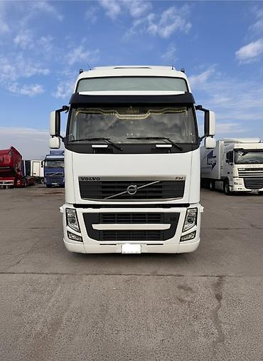 вольво тандем: Тягач, Volvo, 2012 г., Шторный — 2