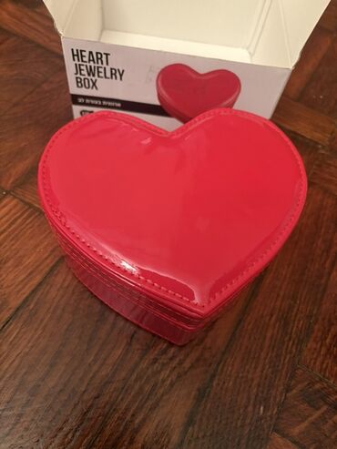 постельное белье азербайджан: Məhsul: Heart Jewelry Box – ürək formalı zinət əşyası qutusu. Real