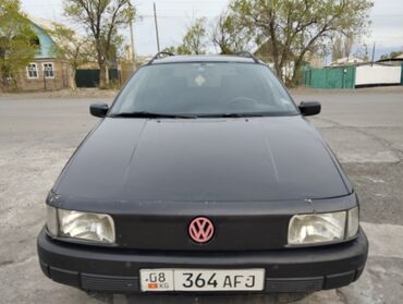 Транспорт: Volkswagen Passat: 1993 г., 1.8 л, Механика, Бензин, Универсал