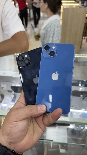 Apple iPhone: IPhone 13, Б/у, 128 ГБ, Space Gray, Защитное стекло, Чехол, 100 %