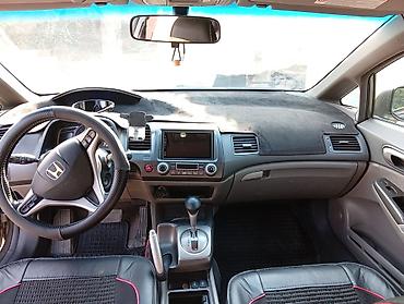 ниссан кедрик: Honda Civic: 2008 г., 1.3 л, Автомат, Гибрид, Седан — 7