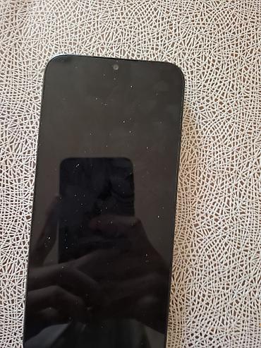 телефон fly fs521 power plus 1: Smartfon - Tam ekranlı, çərçivələri nazik dizayn - Ön kamera mərkəzdə — 1