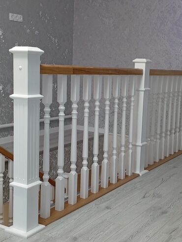 Деревянные лестницы: Деревянная лестница Для дома, Вид дерева: Грецский орех, Форма лестницы: Прямая, Стиль: Классический — 13