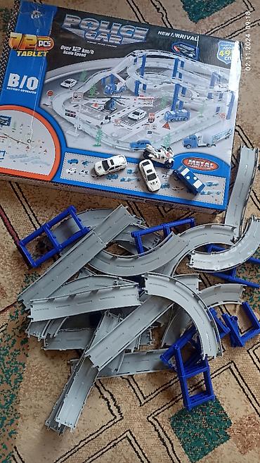 merida warrior 300: Игрушка Полицейский многоуравневый гараж 4 машинки цена 500 сом — 1