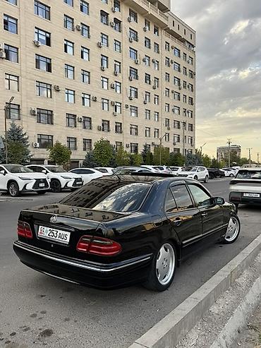x class: Mercedes-Benz E-Class: 2001 г., 3.2 л, Бензин, Седан — 4