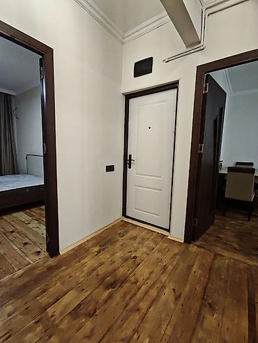 azadliq ev: 🏡 Əhmədlidə, Məzahir Rüstəmov küçəsində, abadlaşdırılmış məhlədə — 8