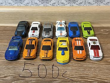 Модели автомобилей: Коллекция металлических и пластиковых игрушечных машинок (пакетами и — 10