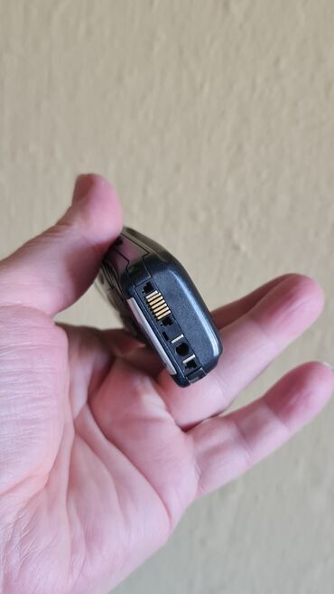 Nokia: Nokia 7373, bоја - Roze, Na preklapanje — 36