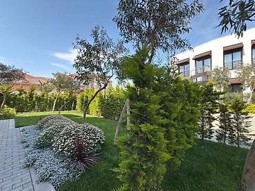 yeni əmlak az: Satılır 8 otaqlı həyət evi/bağ evi 398 m², Sea Breeze q. Kateqoriya — 4