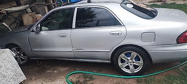 mazda 623: Mazda 626: 2001 г., 2 л, Автомат, Бензин, Седан — 9