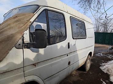 Другие детали кузова: Разбор на запчасти: микроавтобус (пассажирский кузов, две передние — 7