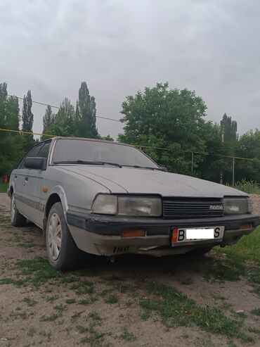 Mazda: Mazda 626: 1986 г., 2 л, Механика, Бензин, Хэтчбэк