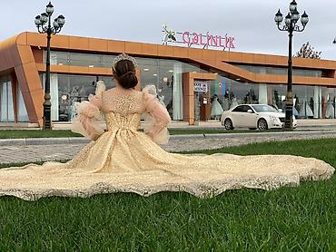 İcarəyə mağazalar: Məhsul: Qız toyu/nishan üçün dəbdəbəli libaslar və aksesuarlar hazir — 1