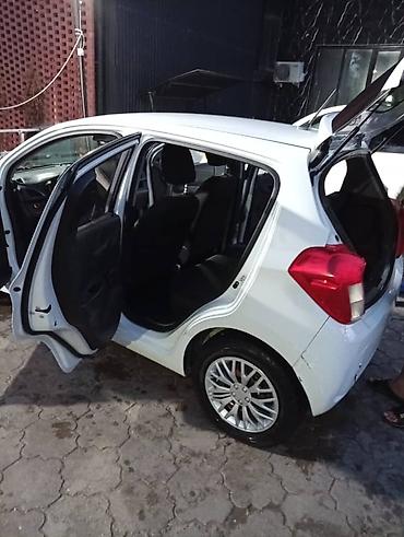 Продажа авто: Chevrolet Spark: 2020 г., 1 л, Вариатор, Бензин — 4