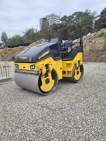 Süd sağan aparatlar: Bobcat, Cat, Miniyükleyici. Qiymet yerə görə dəyişə bilər. Cat və — 8