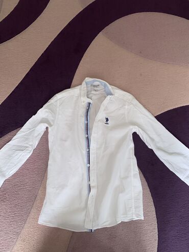 белая рубашка оверсайз: Рубашка, Оверсайз, США
