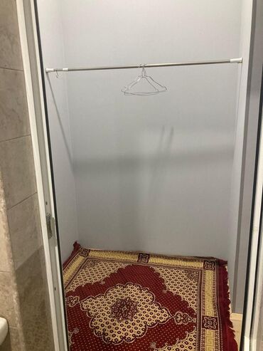 Uzunmüddətli kirayə mənzillər: 1 otaqlı mənzil – mətbəx-studiya tipli geniş otaq - Açıq plan mətbəx — 10