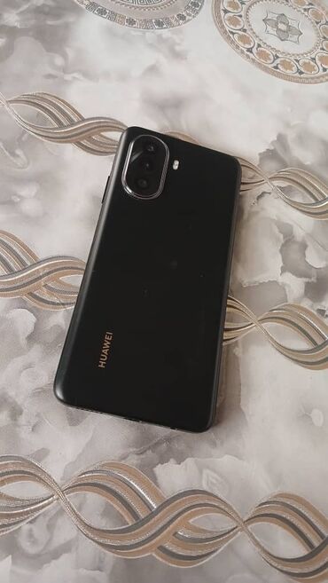 обменяю на телефон: Huawei nova Y71, Колдонулган, 128 ГБ, түсү - Кара, 2 SIM