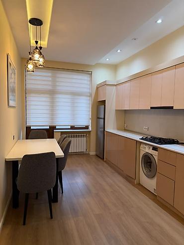 cepis satisi: 2 otaqlı, Yeni tikili, 85 kv. m — 9