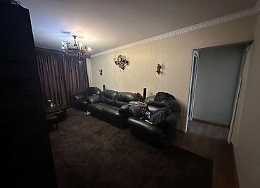 Продажа квартир: 3 комнаты, 58 м², 10 мкр 104 серия, 4 этаж, Косметический ремонт — 5