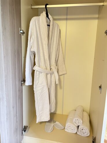 Günlük kirayə evlər: 250 kv. m, 5 otaqlı, Qaz, İşıq, Su — 8