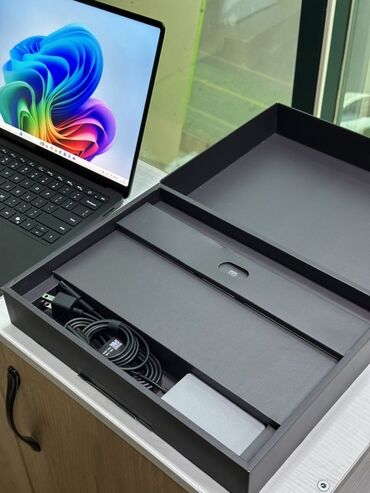 Ноутбуки: Ультрабук, Microsoft Surface, 16 ГБ ОЗУ, Snapdragon X Plus, 13.5 ", Новый, Для работы, учебы, память NVMe SSD — 7