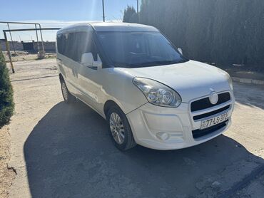 Fiat: Fiat Doblo: 1.5 l | 2014 il 200 km