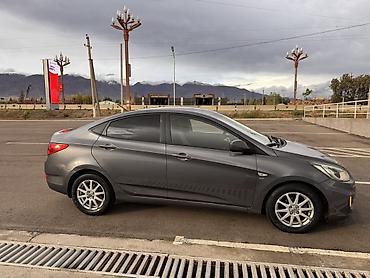 bmw g80: Hyundai Solaris: 2012 г., 1.6 л, Автомат, Бензин, Седан — 4