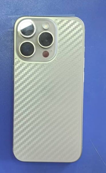 Apple iPhone: IPhone 15 Pro, Б/у, 128 ГБ, Natural Titanium, Защитное стекло, Чехол, 92 %