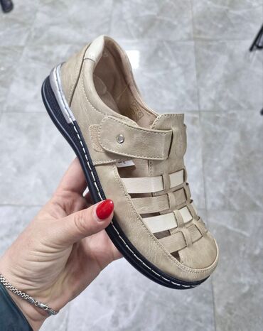 Espadrile: Espadrile — 10