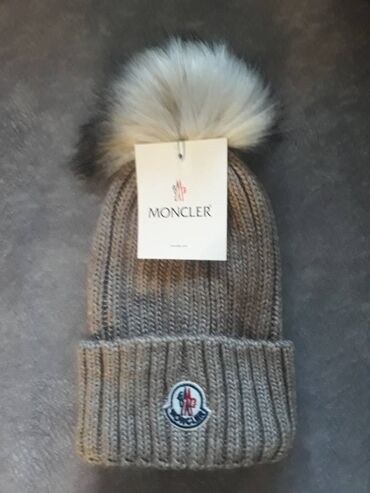 moncler prsluk cena: Wool