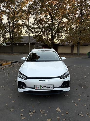 cl 63 2010: BYD E2: 2025 г., Автомат, Электромобиль, Хэтчбэк — 2