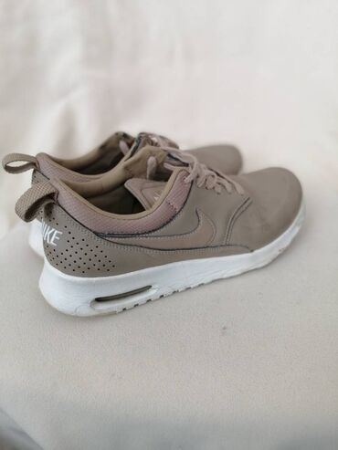 Patike: Nike, 38.5, bоја - Bež — 10