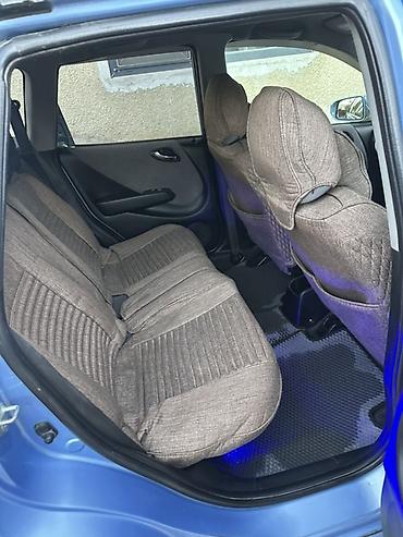 бюджетные электромобили: Honda Fit: 2003 г., Автомат, Бензин, Хэтчбэк — 3