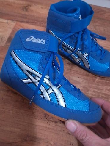 Patike: ASICS dečije rvačke patike – broj 33 - Model: visoki profil sa — 4