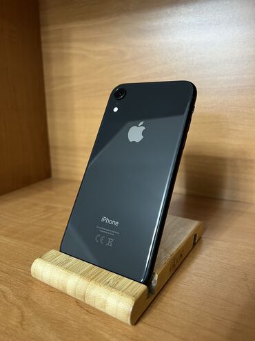 Apple iPhone: IPhone Xr, 64 ГБ, Черный, Защитное стекло, Чехол, Кабель, 80 %