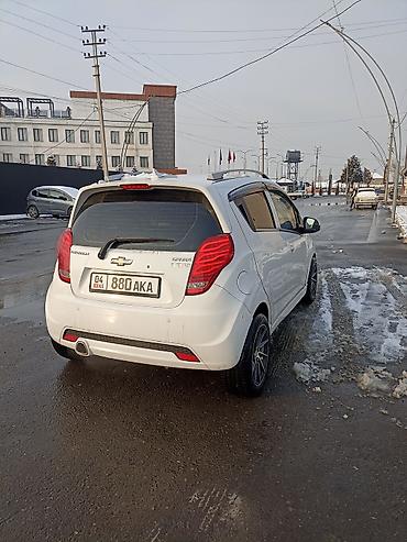 Chevrolet: Chevrolet Spark: 2015 г., 1 л, Автомат, Бензин, Хэтчбэк — 5