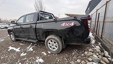 Nissan: Nissan Navara: 2022 г., 2.2 л, Автомат, Дизель, Пикап — 8