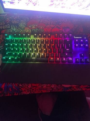 rgb klaviatura: Salam SteelSeries Apex 7 TKL Blue Switch Çox Az İsdifadə Olunub