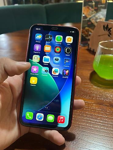 Apple iPhone: IPhone 11, Б/у, 128 ГБ, Красный, 91 % — 9